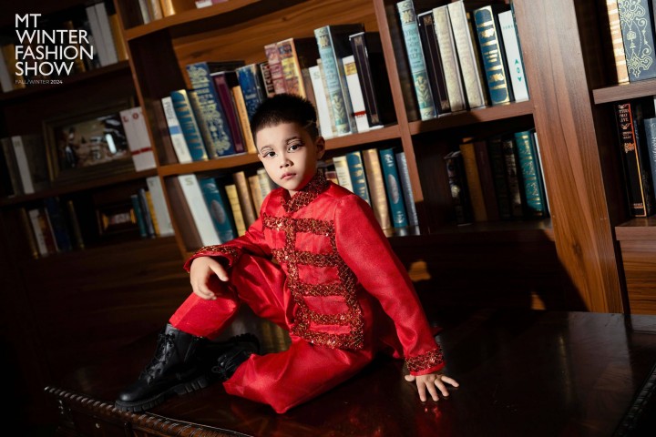 First Face Quốc Anh - Siêu Ngầu trong Trang Phục Thỏ Nhím Kids tại MT Winter Fashion Show 2024