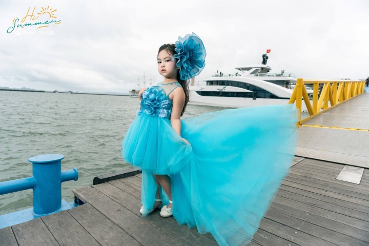 Mẫu nhí Mộc Diệp khoe vẻ ngọt ngào như nàng thơ tại Hi Summer 2024